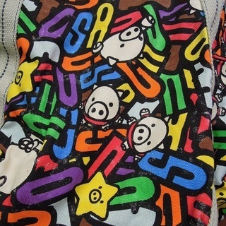 ドラッグストア　ブタ模様のバッグ　２個セット　双子兄弟姉妹の画像