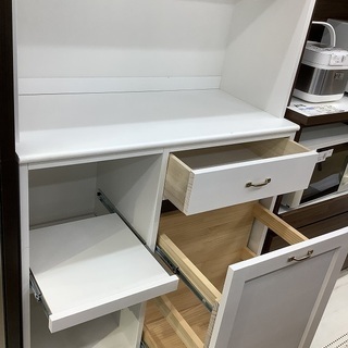 クラシカルな雰囲気がお洒落なMOMOnaturalのレンジボードです！