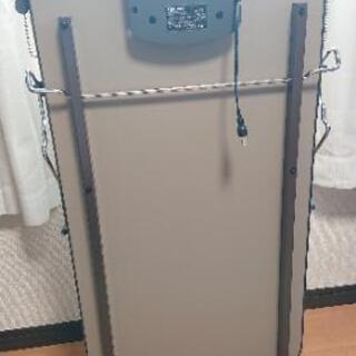 東芝 ズボンプレッサー 差し上げますの画像