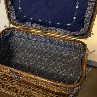 アンティーク風　カゴ　ボックスの画像