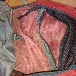 ザック 多分50-70Lの画像