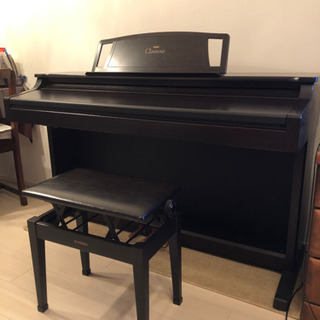電子ピアノ　ヤマハYAMAHA クラビノーバ　CLP711の画像