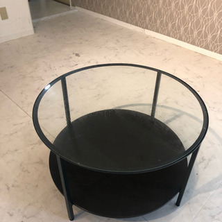 美品✨早い者勝ちです‼️IKEAのセンターテーブル。