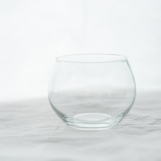 【ほぼ新品未使用】透明な小物入れ　¥150　観葉植物、花瓶、ガー...