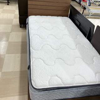 ニトリ+Sealy シングルベッド リバーブル6000