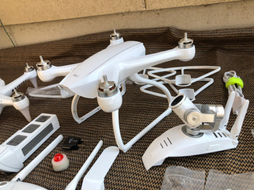 ［売り切れました！］４K空撮　本格ドローン　jyu hornet2 GPS搭載　最上位機種　部品取り機付き！