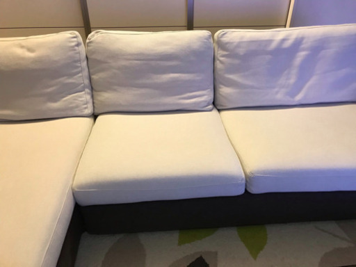 ソファー　2〜３人掛けとカウチソファー