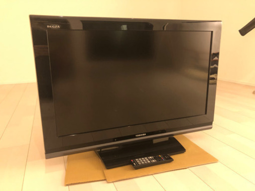 32型液晶テレビ