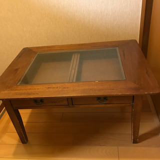 【値下げ致しました】アンティーク風　ローテーブル　ガラステーブルの画像