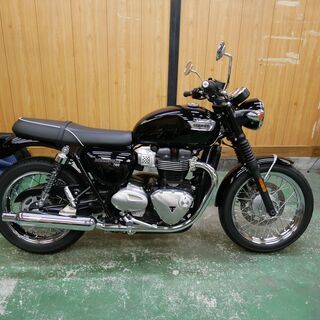 カスタム費20万円　2019年モデル　ボンネビル　T100　距離...