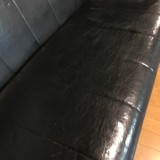 シンプルレザーソファの画像