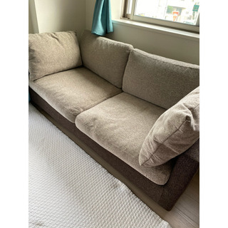 ニトリの３人掛けソファ差し上げます