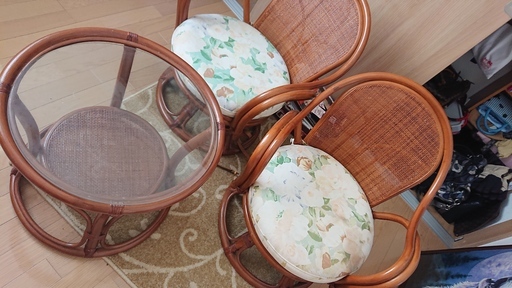 籐製品☆椅子２客ガラステーブル
