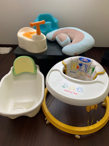【商談中】コンビベビーカー、コンビ電動ベビーラック、ベビーサークル、ベビーバス、おもちゃ、その他