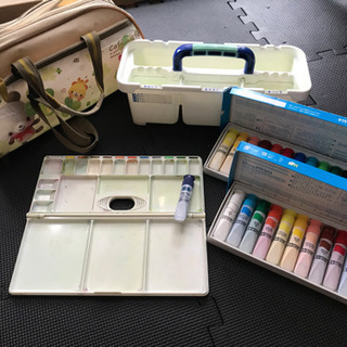 【お渡し先決定⠀】絵の具セット  差し上げます