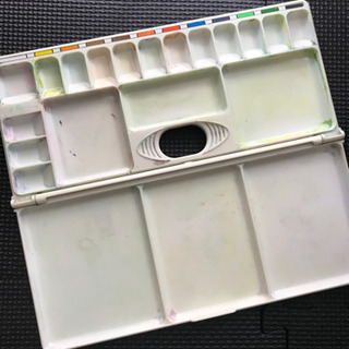 【お渡し先決定⠀】絵の具セット  差し上げますの画像