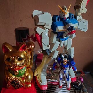 ∨ガンダム等