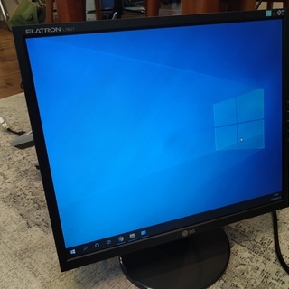 (中古) LG FLATRON L1952T-BF 19インチの画像