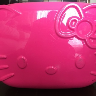 【取引完了】ハローキティ　スーツケース　キャリーケース　キャリーバッグ　ピンク　の画像