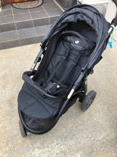 三輪ベビーカー