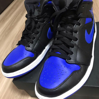 NIKE エアジョーダン　MID