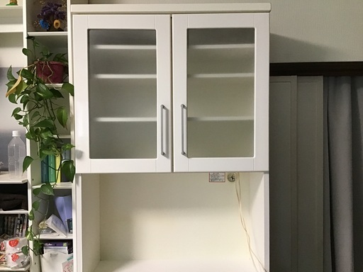中古品　鏡面白　食器棚