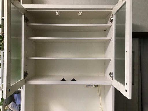 中古品　鏡面白　食器棚