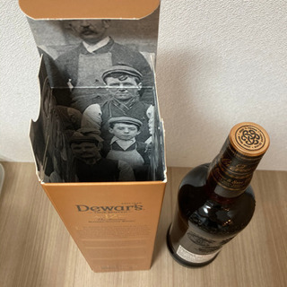 デュワーズ　12年　ウィスキー　の画像