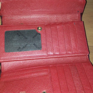 バランシアター　ワニ柄　赤　長財布の画像