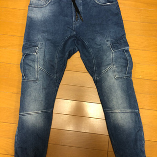 ZARA  デニム ジーンズ