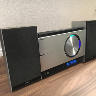 良い音でます★ONKYO CDコンポ★リモコン付き