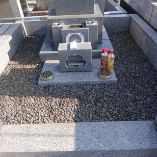 〇今月分の受付は終了です●草むしり●毛呂山付近●お寺や霊園のお墓の草むしり●ちいさな便利屋 − 埼玉県