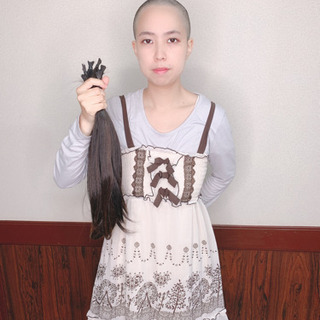 理容師さん募集　顔剃り、スキンヘッド施術できる方の画像