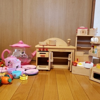 ≪交渉中≫お値下げ！木製おままごと大量セットまとめて（キッチン・...