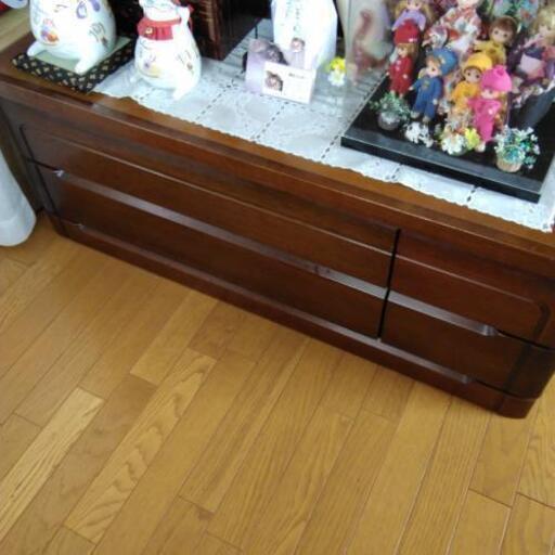 ドレッサー下のタンスです。