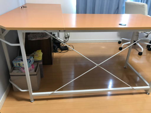 L字テーブル