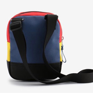 トミーヒルフィガー　ウエストバッグ　新品　未開封の画像