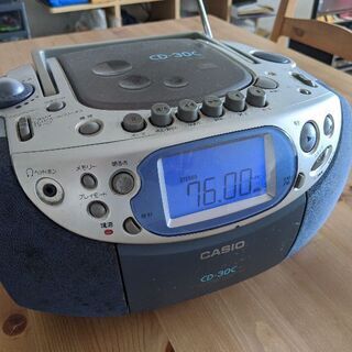 CDラジカセです。無料です。