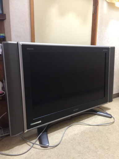 シャープアクオス32インチ液晶テレビ