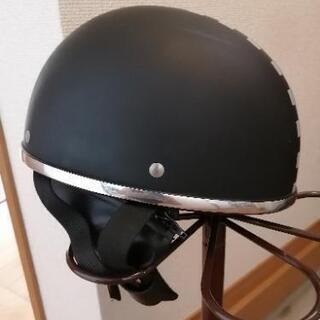 半ヘルメットの画像
