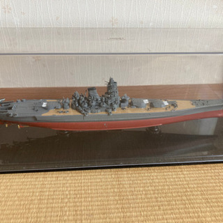 ★アオシマ　戦艦大和　模型　完成品　1/600? 全長約440m...