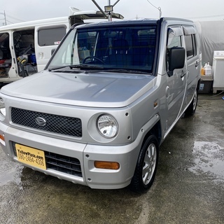 平成13年式・ダイハツ・ネイキッド・4WD・5速マニュアル