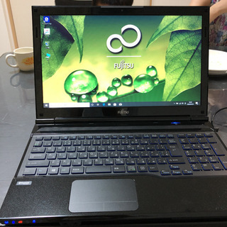 富士通 ノートパソコン LIFEBOOK AH56/J office2019