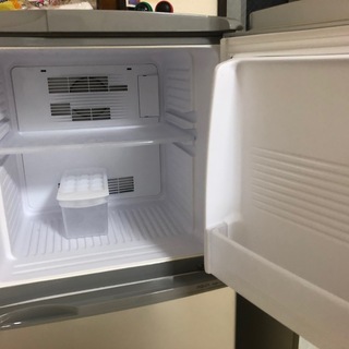 2012年製　中古 AQUA アクア AQR-141B(SB)  冷蔵庫 137L 2ドア の画像