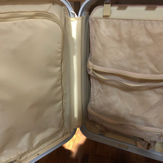 スーツケース？キャリーバッグ？の画像