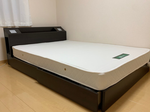 ほぼ新品 美品 ダブルサイズフレーム＋ダブルサイズベット