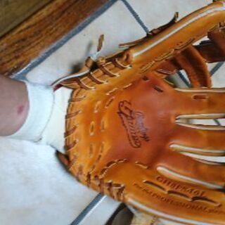 硬式グラブオイル型つけの画像