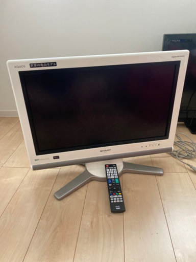 液晶テレビ
