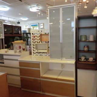 【中古美品】自社配送＆設置可能　モリタインテリア レンジボード