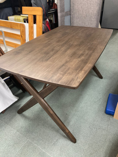 新品‼️激安‼️ ダイニングテーブル。